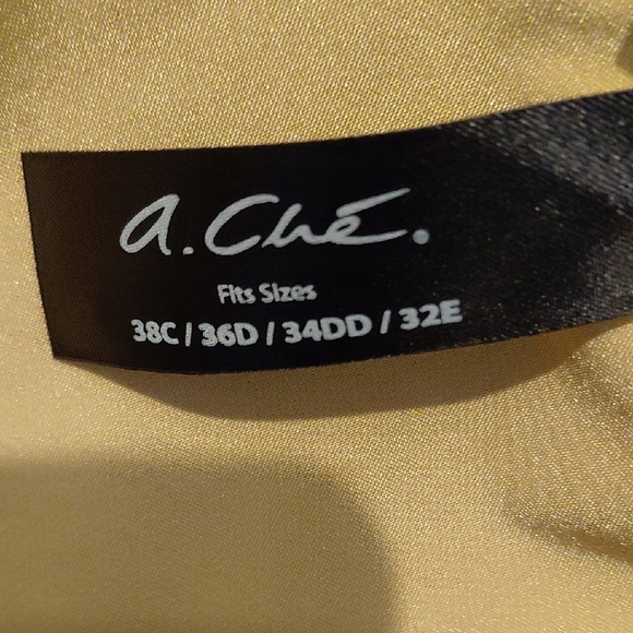 Elegant Brown Bikini Top - Picture 4 of 4